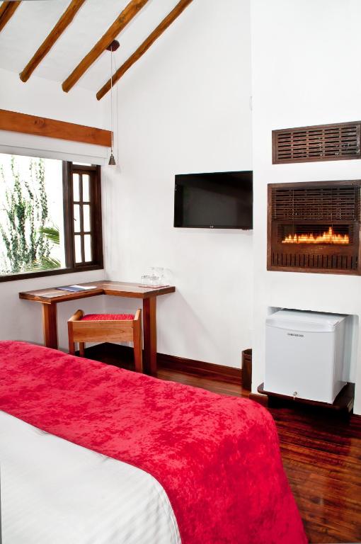 
                      
                        hotel boutique casona de usaquén
                      
                    