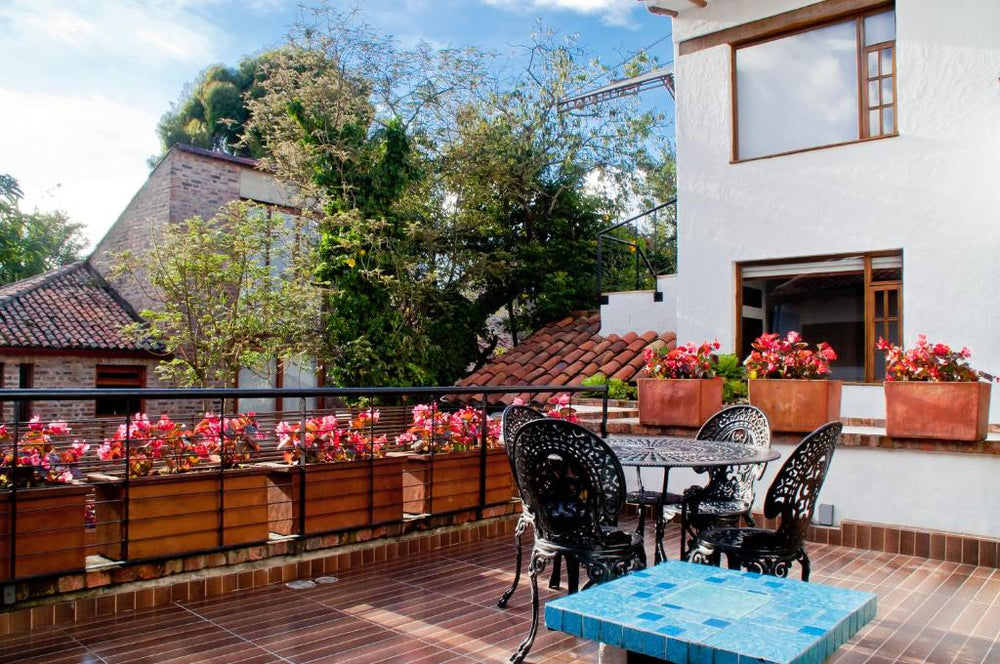 
                      
                        hotel boutique casona de usaquén
                      
                    