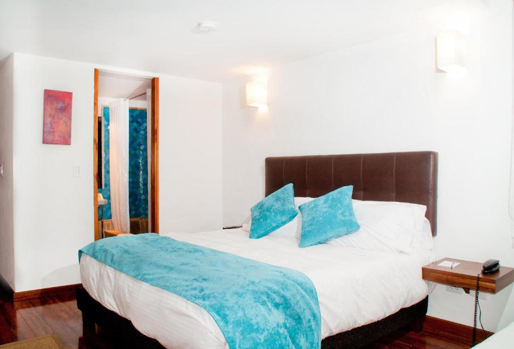 
                      
                        hotel boutique casona de usaquén
                      
                    