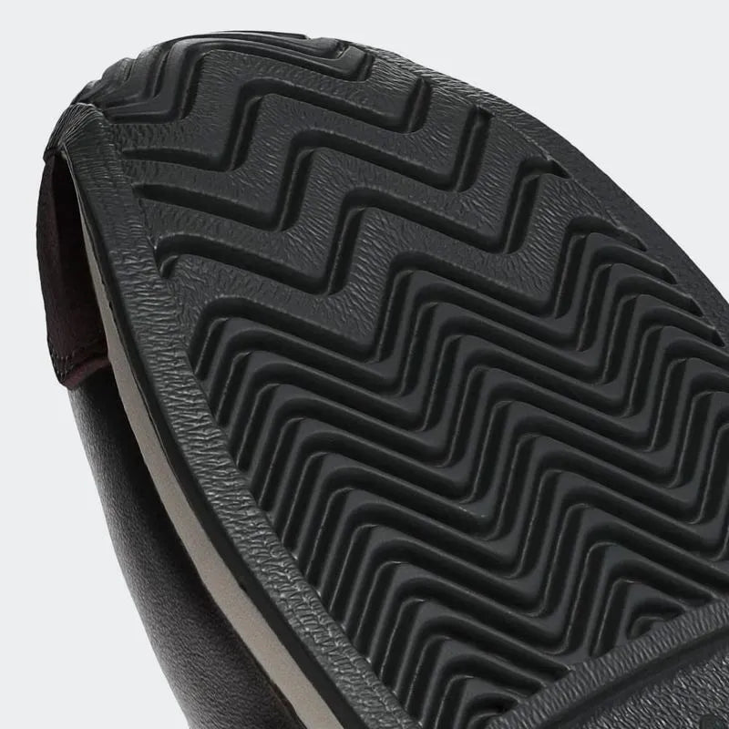 
                      
                        Zapatilla Country OG W
                      
                    