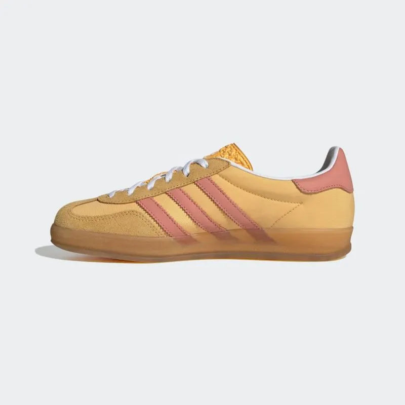 
                      
                        Zapatilla Gazelle Indoor
                      
                    