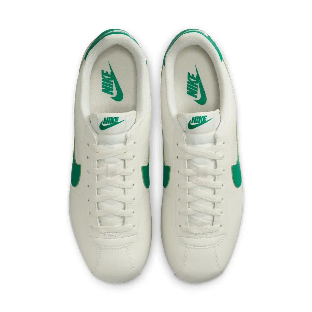 
                      
                        Zapatillas Nike Cortez de Hombre
                      
                    