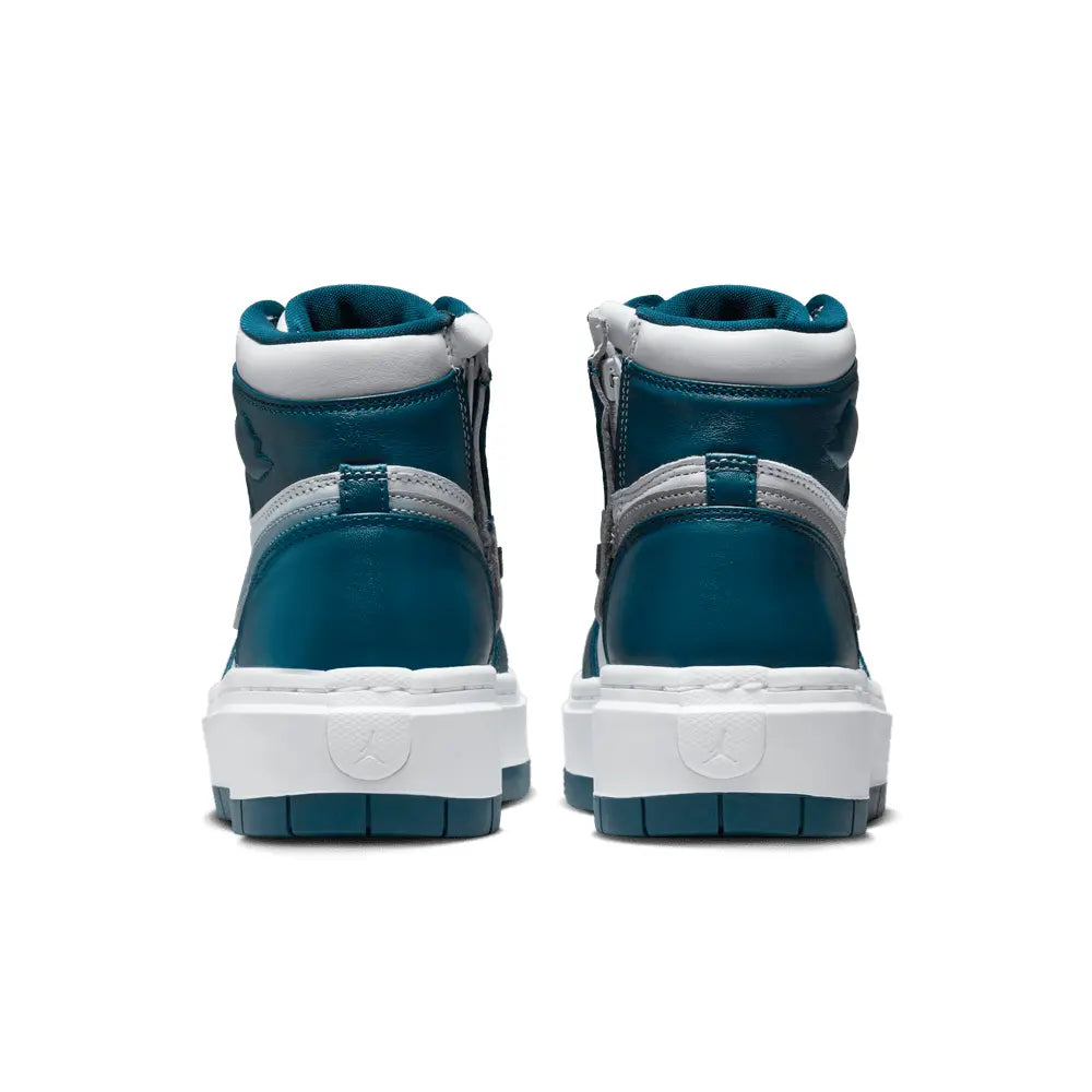 
                      
                        Zapatillas Air Jordan 1 Elevate High de Mujer
                      
                    