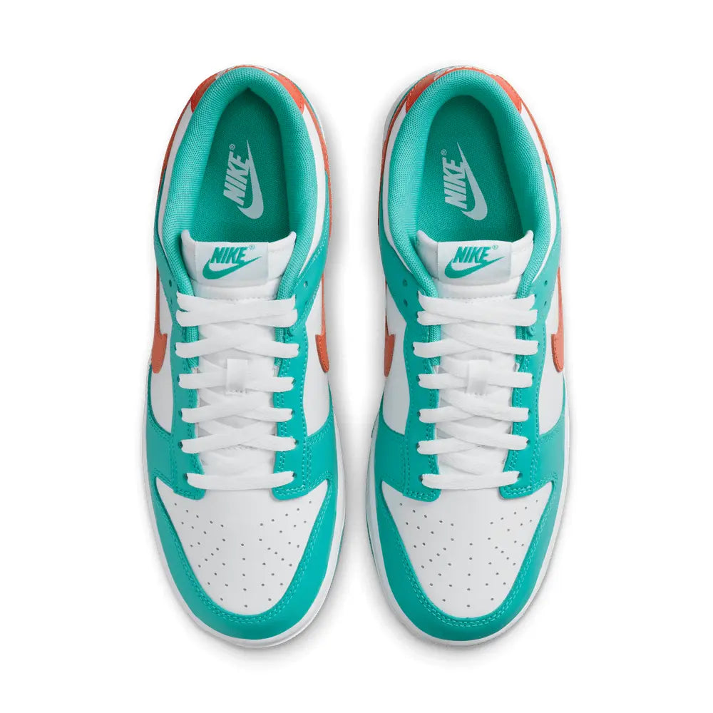 
                      
                        Zapatillas Nike Dunk Low Retro de Hombre
                      
                    