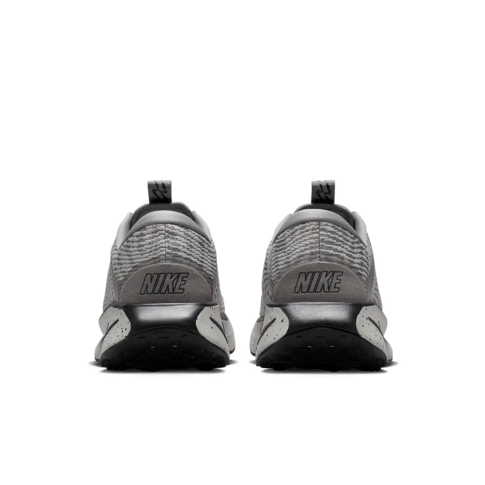 
                      
                        Zapatillas Nike Motiva de Hombre
                      
                    