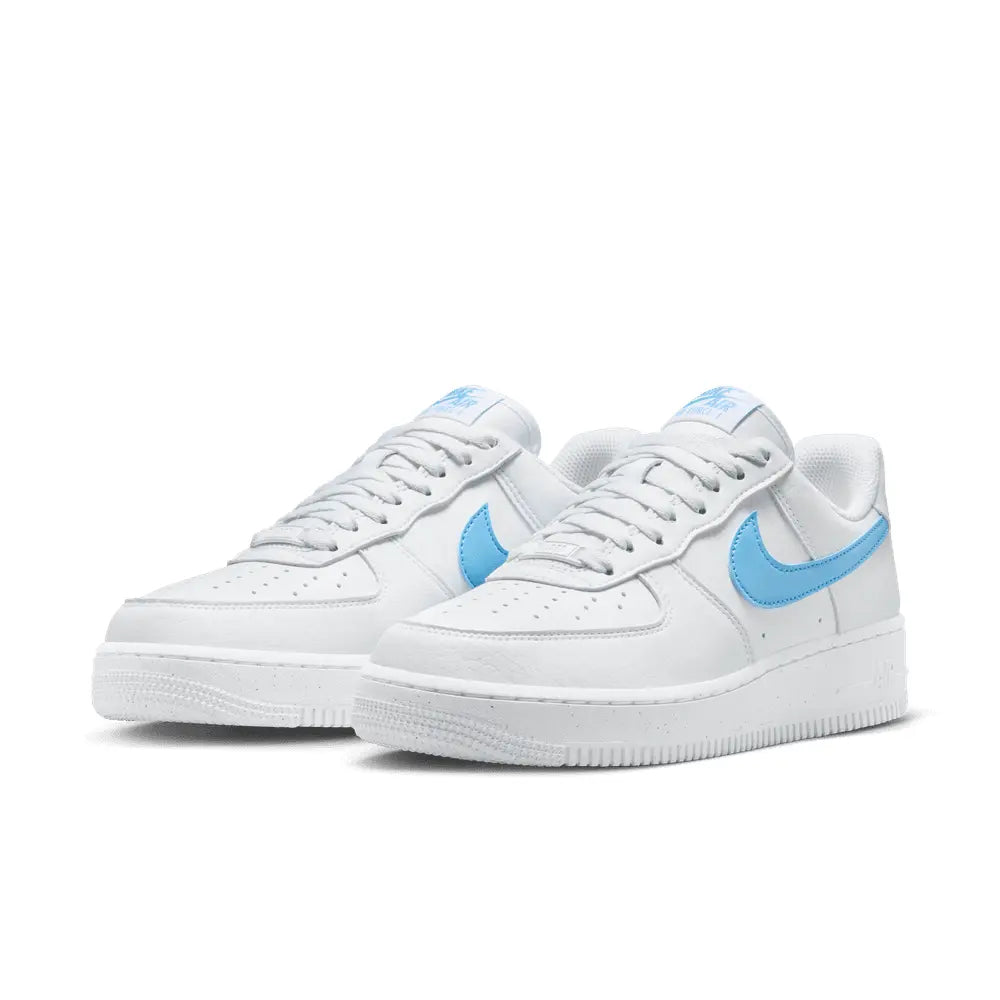 
                      
                        Zapatillas Air Force 1 '07 Nn de Mujer
                      
                    