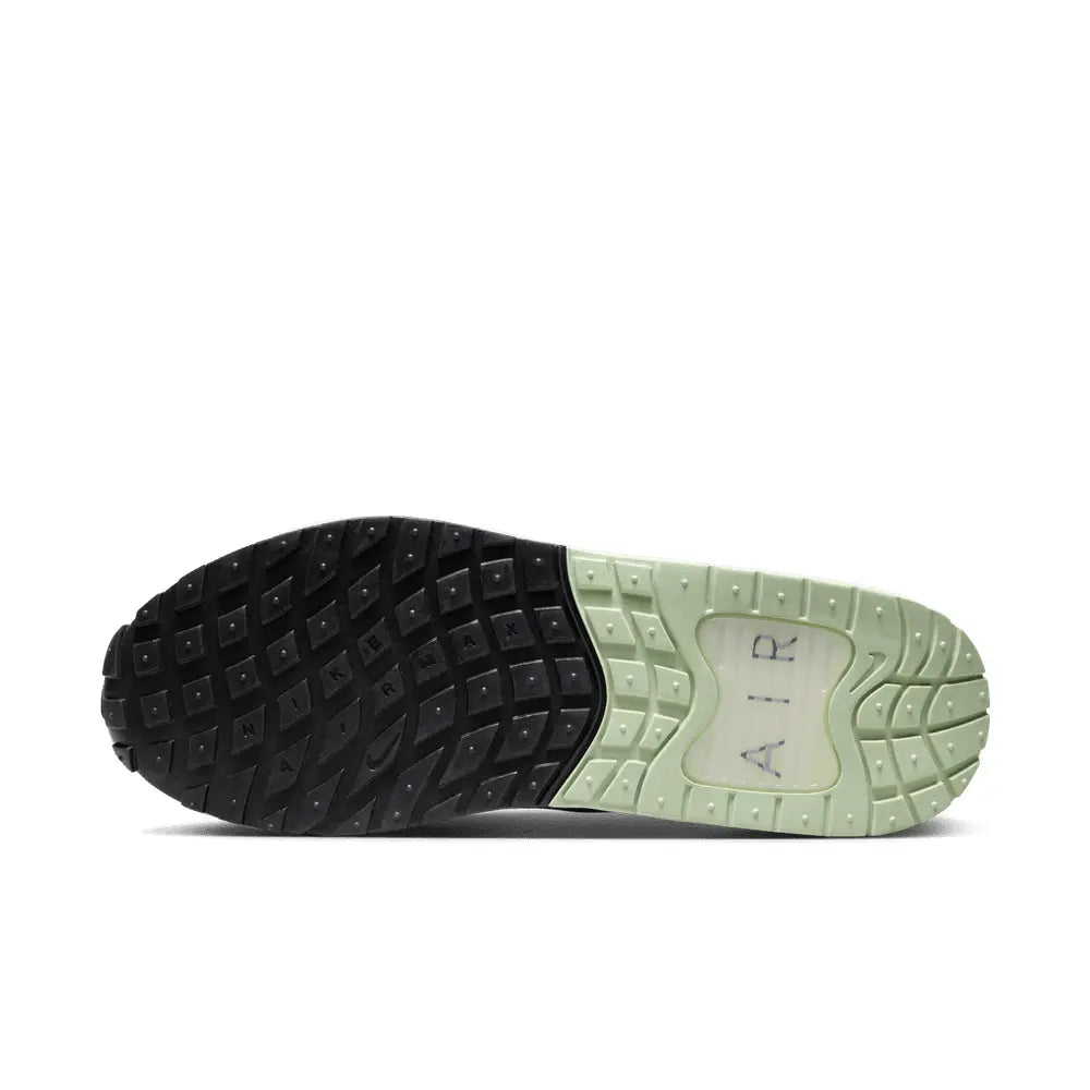 
                      
                        Zapatillas Nike Air Max Solo de Hombre
                      
                    