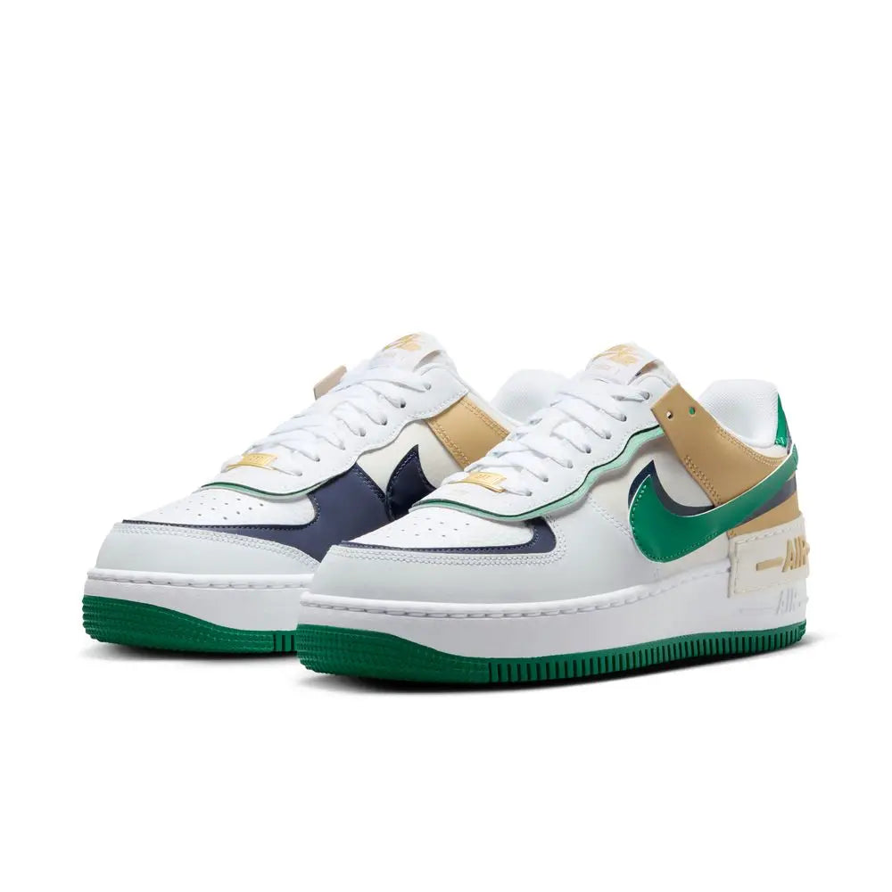 
                      
                        Zapatillas Nike Air Force 1 Shadow de Mujer
                      
                    
