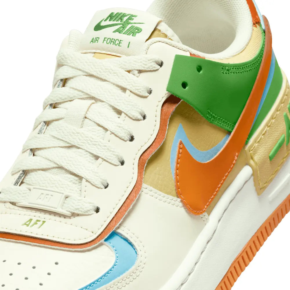 
                      
                        Zapatillas Nike Air Force 1 Shadow de Mujer
                      
                    