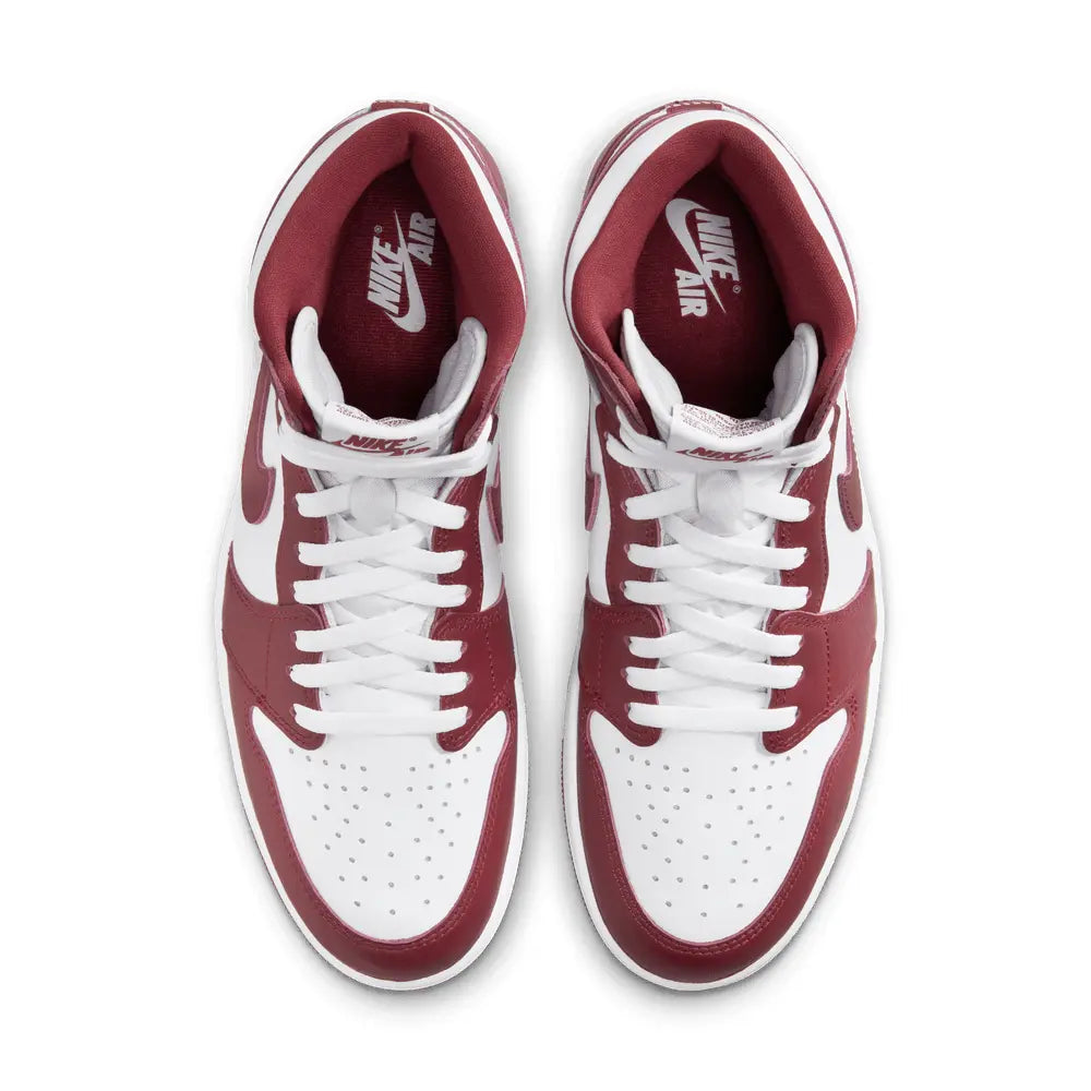 
                      
                        Zapatillas Air Jordan 1 Retro High Og de Hombre
                      
                    
