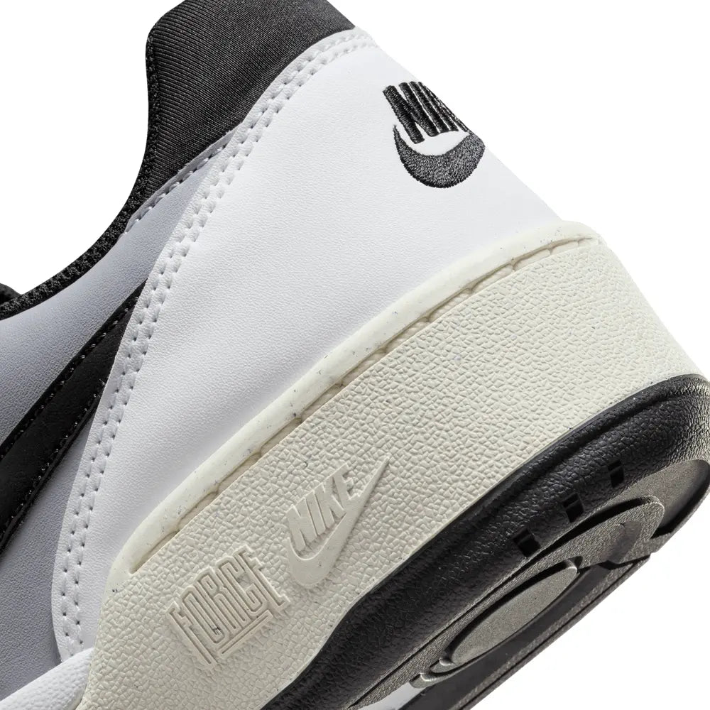 
                      
                        Zapatillas Nike Full Force Low de Hombre
                      
                    