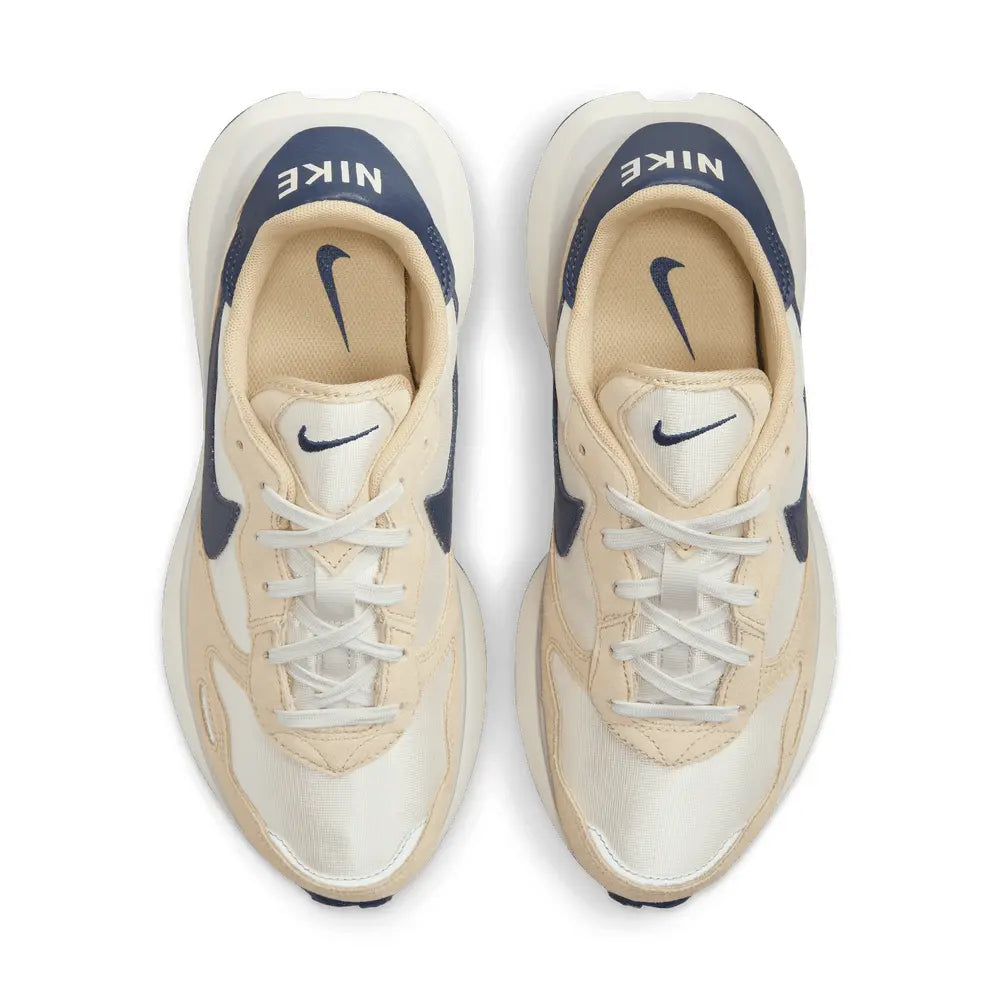 
                      
                        Zapatillas Nike Phoenix Waffle de Mujer
                      
                    