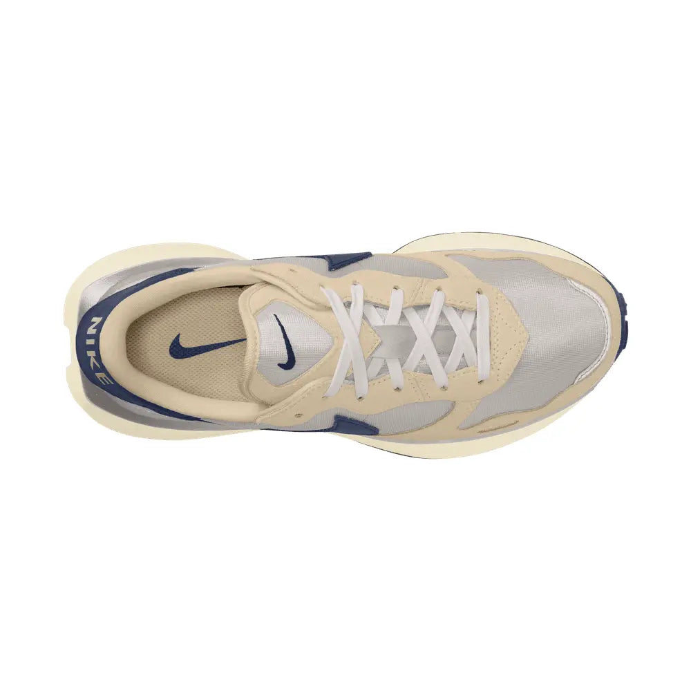 
                      
                        Zapatillas Nike Phoenix Waffle de Mujer
                      
                    