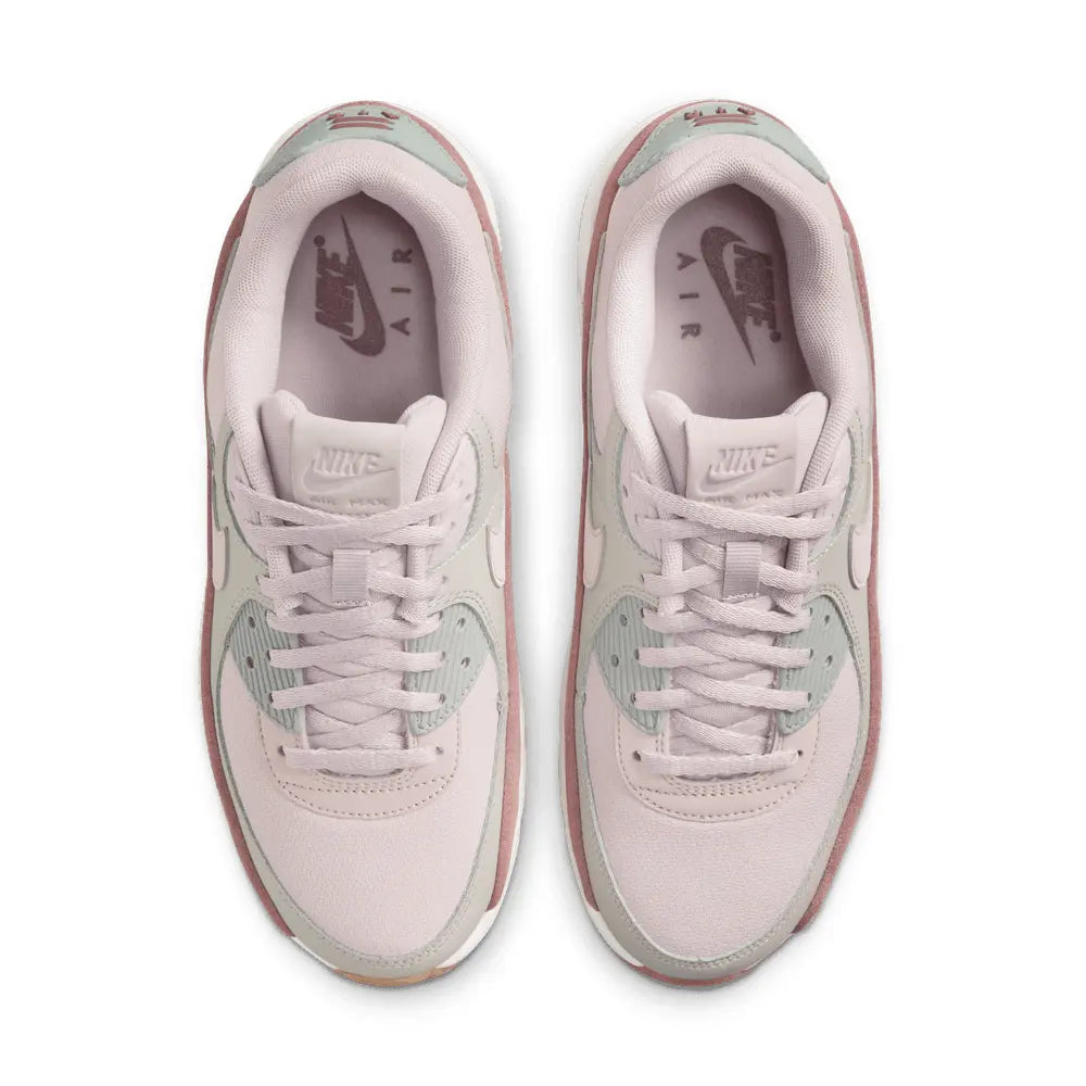 
                      
                        Zapatillas Nike Air Max 90 Lv8 de Mujer
                      
                    