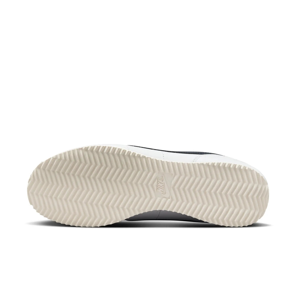 
                      
                        Zapatillas Nike Cortez Oly de Mujer
                      
                    